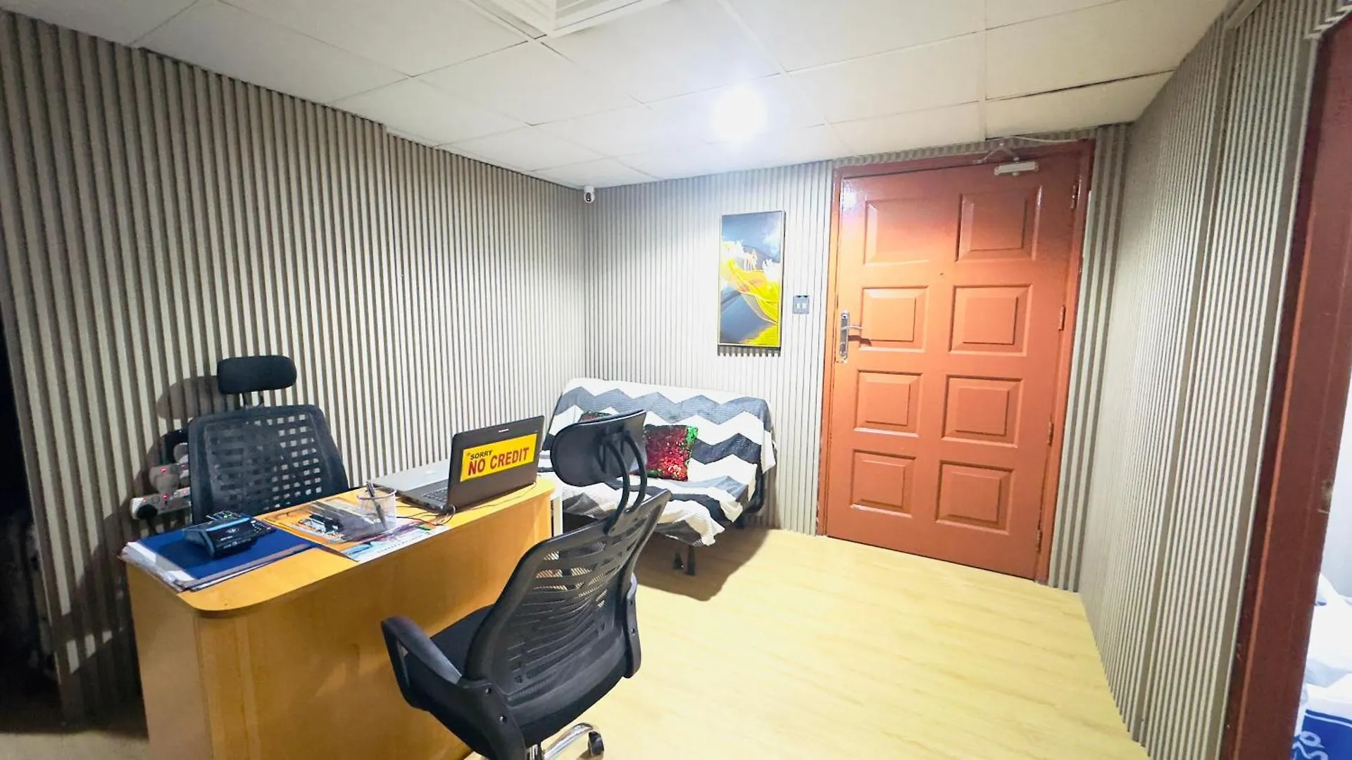 Classic Stay Near Sharaf Dg & Burjuman Metro Dubai Homestay
